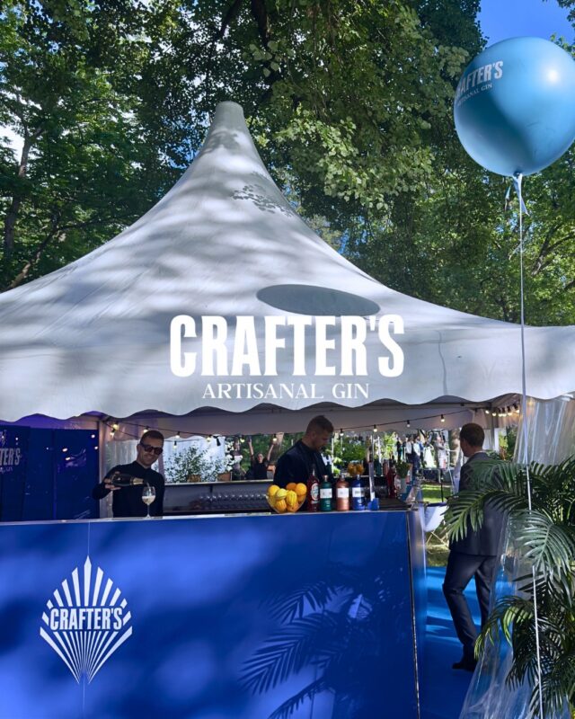📸 Where the Blue Magic Happens
Whether at festivals or private gatherings, Crafter’s is where flavour, atmosphere and good company come together.
Crafted for moments worth remembering.

Attention! This is an alcoholic beverage. Alcohol may cause damage to your health.
#CraftersGin #GinEvents #EstonianGin #CraftersMoments #Liviko #BlueSpirit