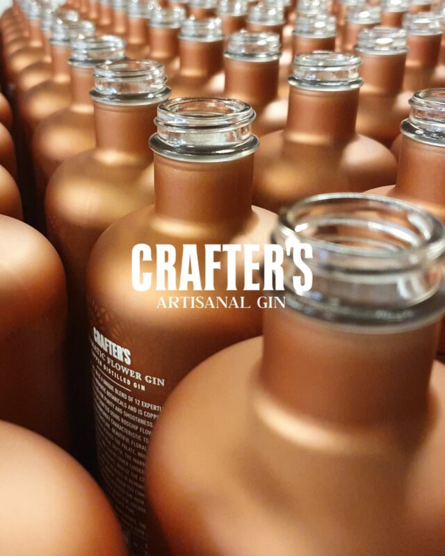 ⚡Copper Glow⚡
When craftsmanship meets copper elegance.
The distinctive glow of Crafter’s Aromatic Flower Gin — as striking on the outside as it is inside the glass. 🌸

Attention! This is an alcoholic beverage. Alcohol may cause damage to your health.
#CraftersGin #AromaticFlower #CraftersMoments  #EstonianGin #Liviko