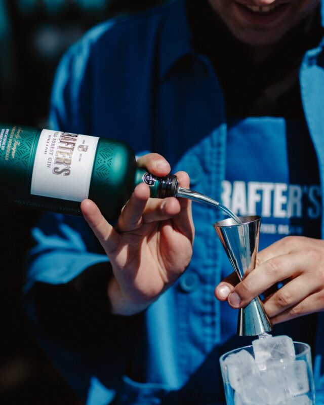 Great cocktails begin with great ingredients and a little attention to detail.
From the first measure to the final garnish, every step matters.Attention! This is an alcoholic beverage. Alcohol may cause damage to your health.#CraftersGin #CocktailCraft #CraftersMoments #GinCocktails #EstonianGin #Liviko